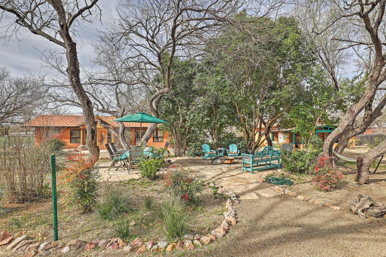 Casa Paloma 1 - Artsy Studio With Hot Tub Access! Patagonia 외부 사진